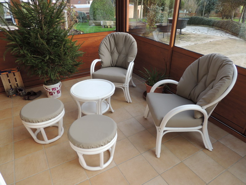 019 fauteuils Golf et pouf rotin veranda exodia home design rennes